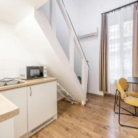 Dob St 66 Budapest