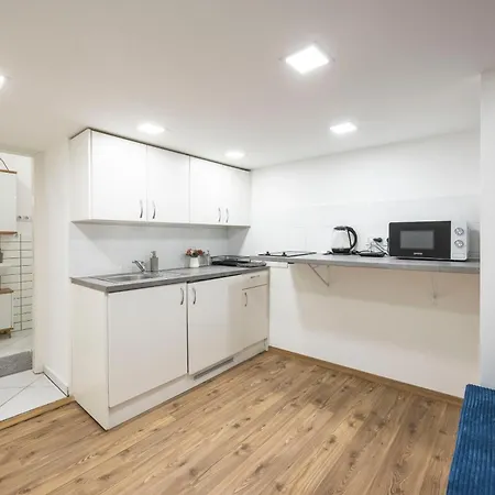 Dob St 66 Apartment