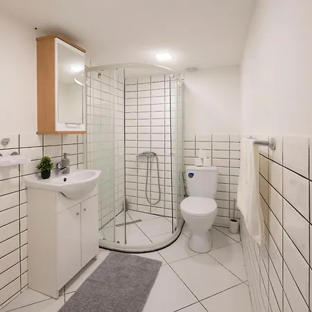 Dob St 66 Apartment *