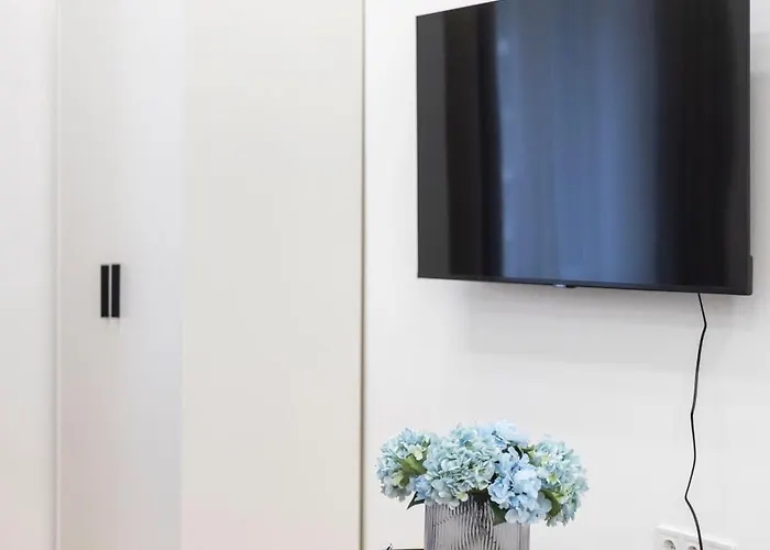 Dob St 66 Apartment *