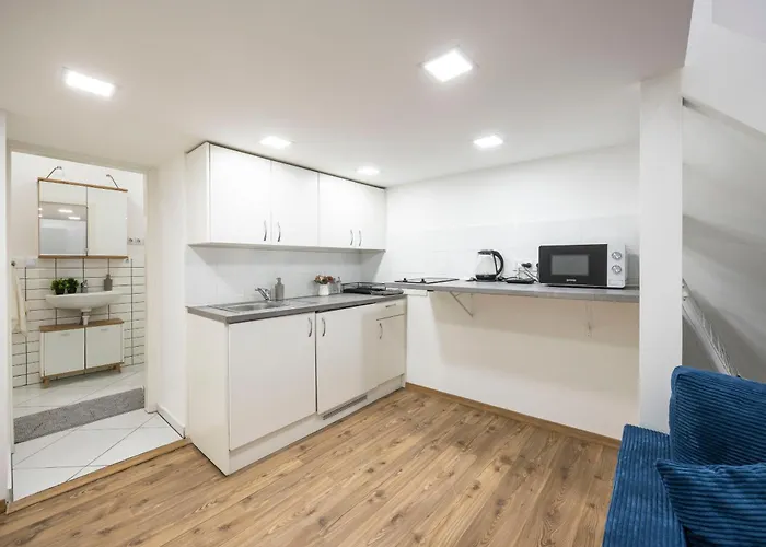 Dob St 66 Apartment